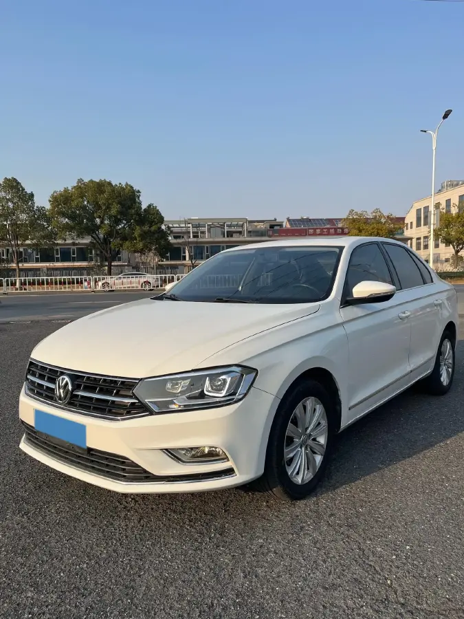 2018 Volkswagen Bora 1.5L 110HP L4 6AT