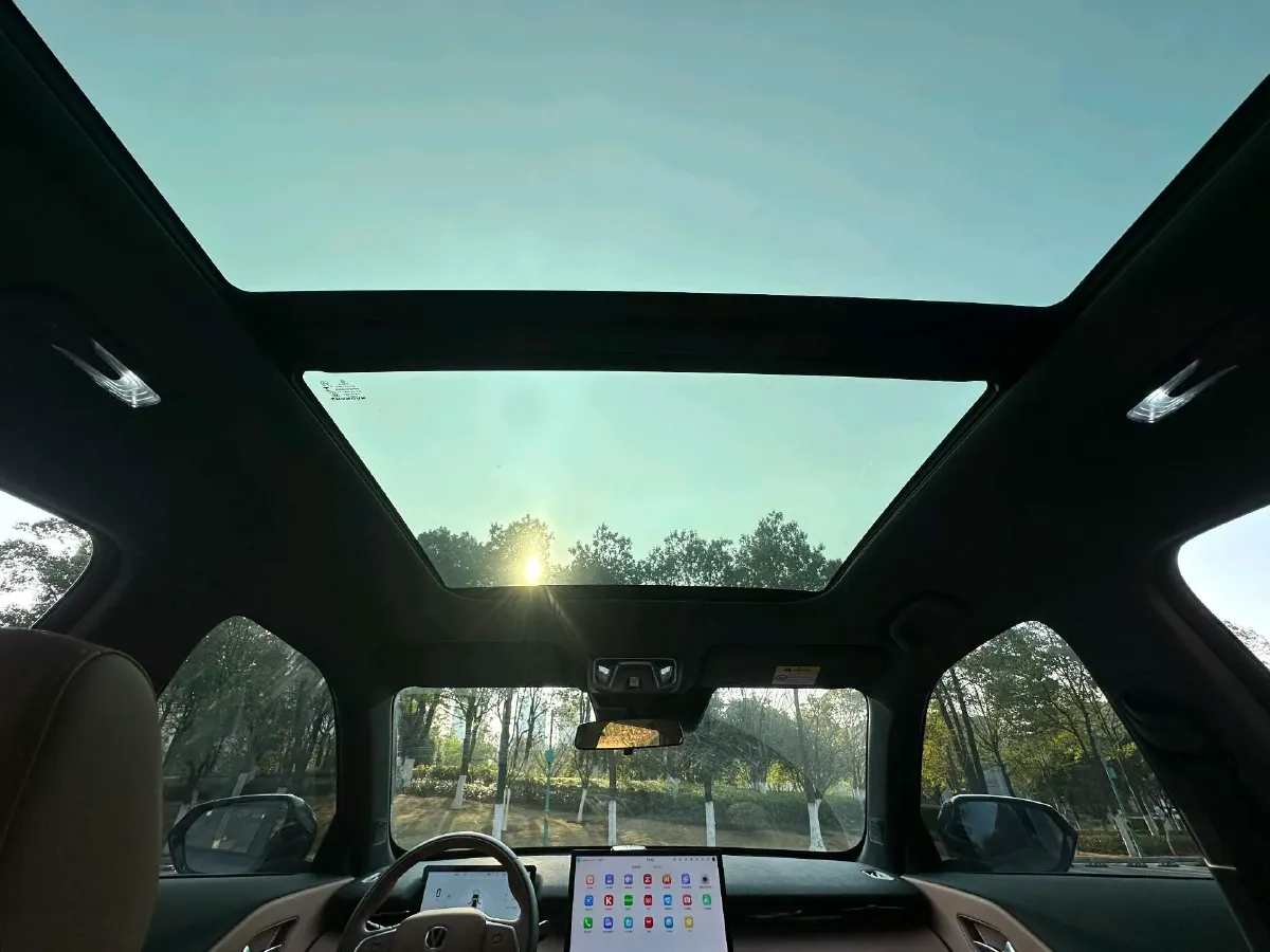 2025 ChangAn UNI-Z 1.5T 188HP L4 7DCT,autocango,china used car exporter,china ev exporter,chinese used car exporter,chinese used ev exporter