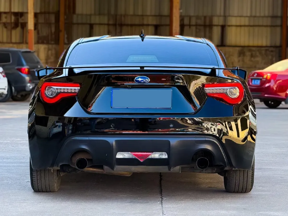 2019 Ford Focus 2.3T 280HP L4 6MT,autocango,china used car exporter,china ev exporter,chinese used car exporter,chinese used ev exporter