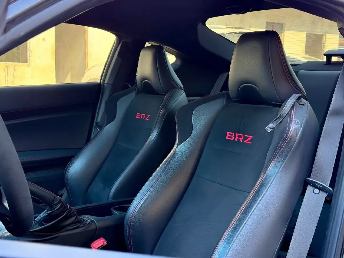 2019 Ford Focus 2.3T 280HP L4 6MT,autocango,china used car exporter,china ev exporter,chinese used car exporter,chinese used ev exporter