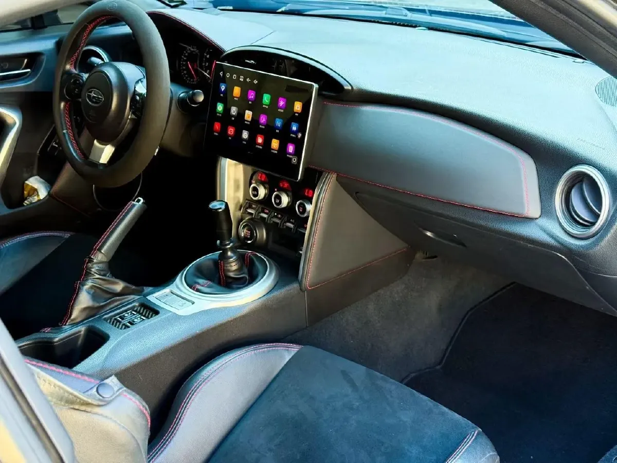 2019 Ford Focus 2.3T 280HP L4 6MT,autocango,china used car exporter,china ev exporter,chinese used car exporter,chinese used ev exporter