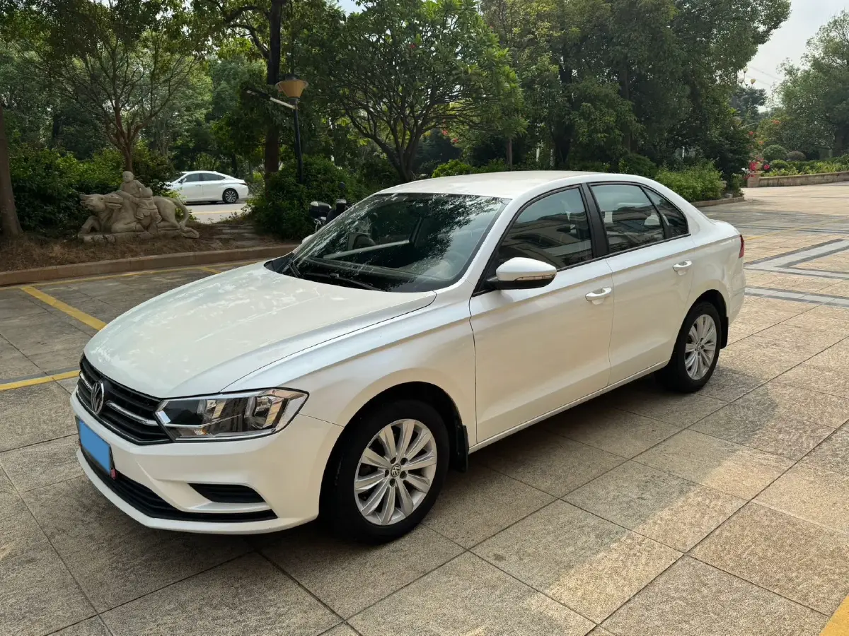 2019 Volkswagen Bora 1.5L 110HP L4 6AT