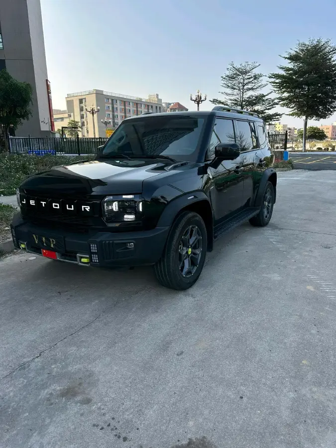 2023 Jetour Traveller 2.0T 254HP L4 7DCT