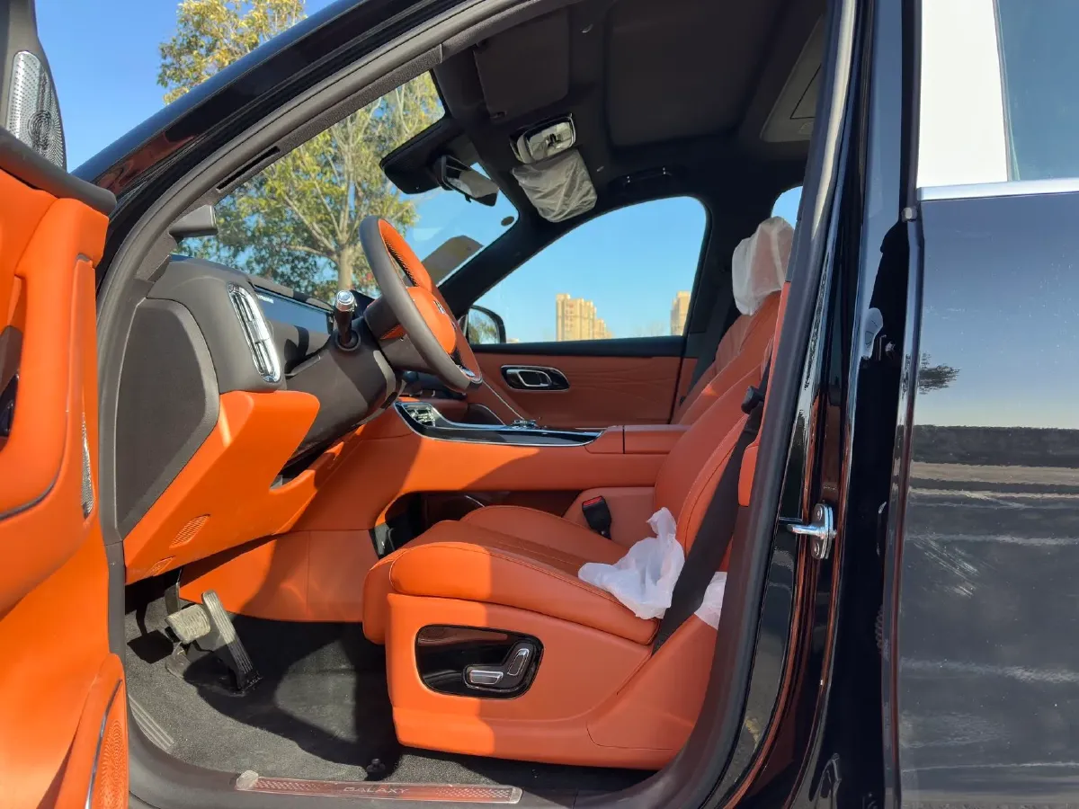 2025 Geely Galaxy M9 1.5T 163HP L4 3DHT PHEV,autocango,china used car exporter,china ev exporter,chinese used car exporter,chinese used ev exporter