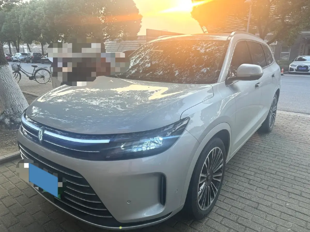 2024 Ford Transit 2.0T 143HP L4 9AT