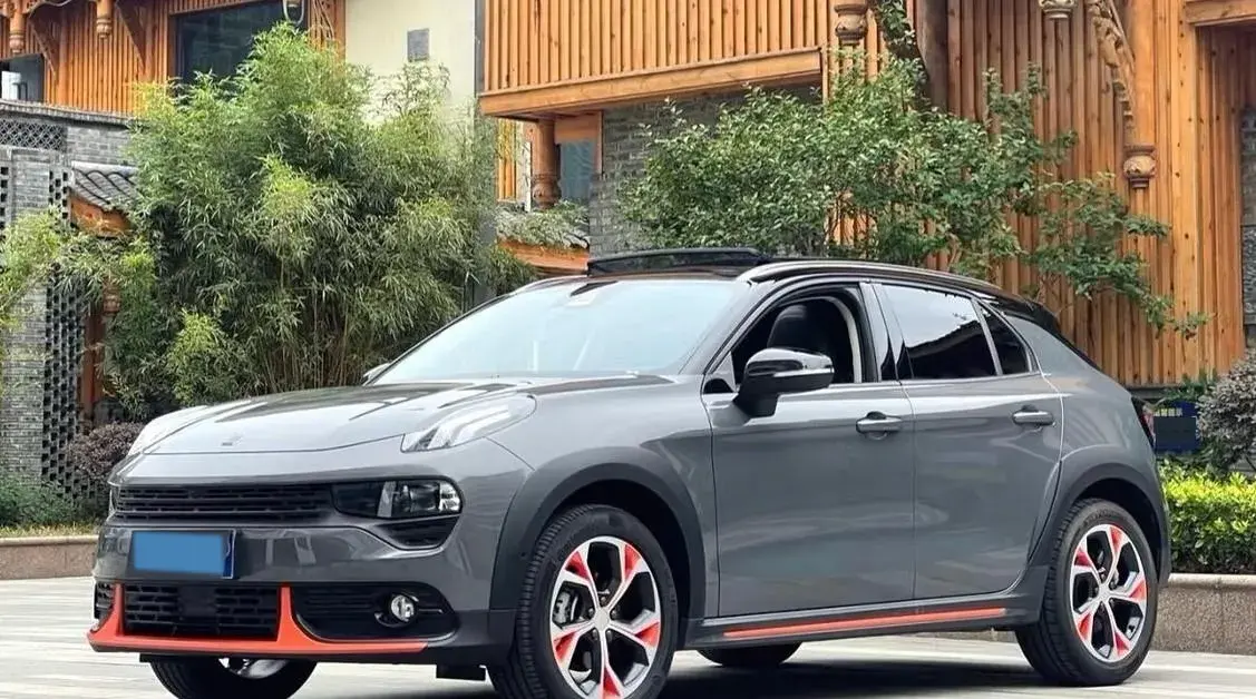 2020 LYNK&CO 02 2.0T 190HP L4 6AT