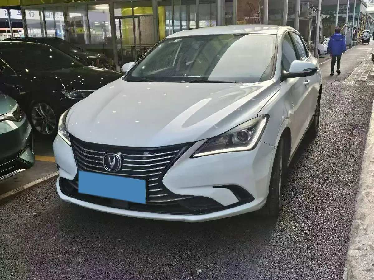 2020 Dongfeng RuiQi 6 BEV 67.09KWH