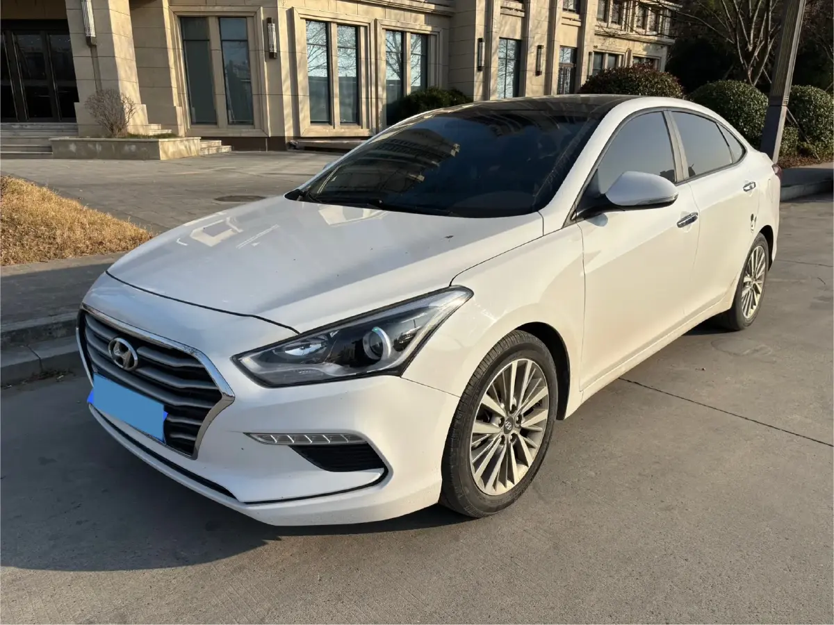 2017 Hyundai Mistra 1.8L 143HP L4 6AT