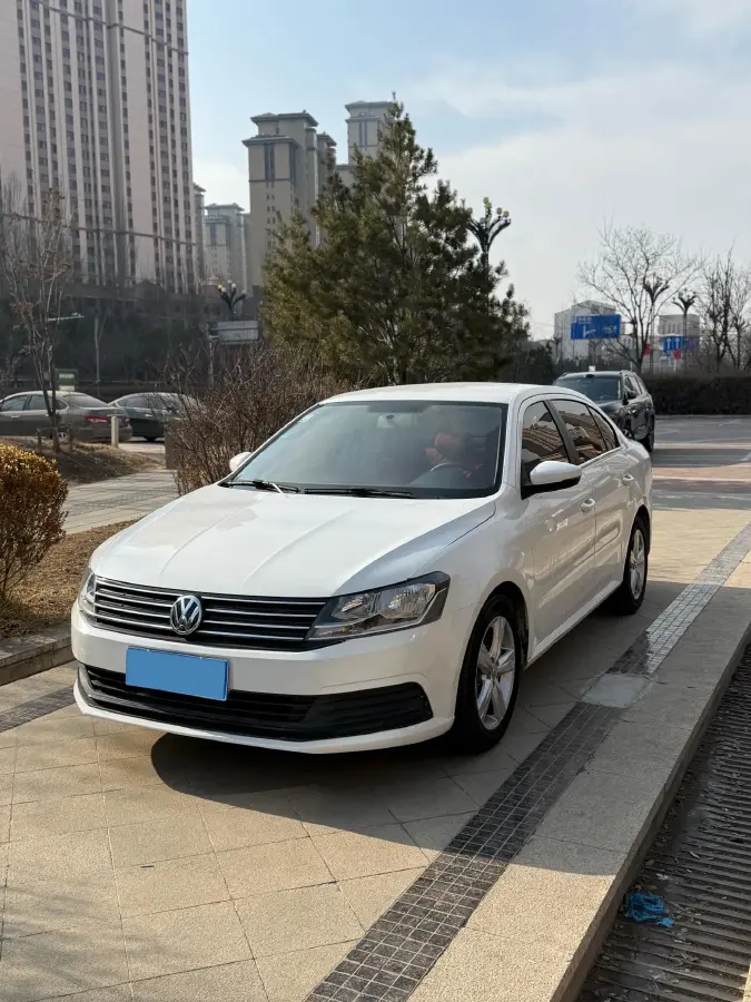 2017 Volkswagen Lavida 1.6L 110HP L4 6AT