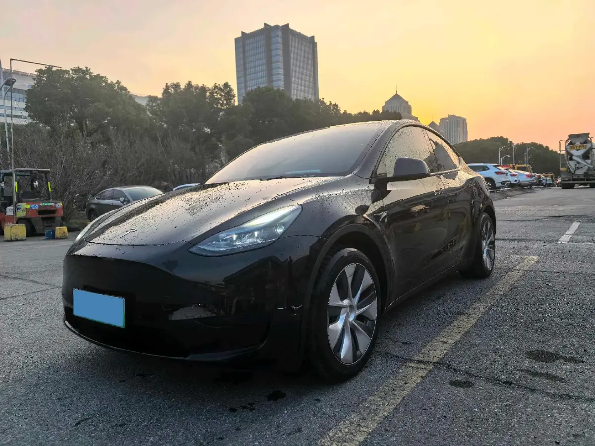 2022 BYD Tang 1.5T 139HP L4 E-CVT PHEV 45.8KWH