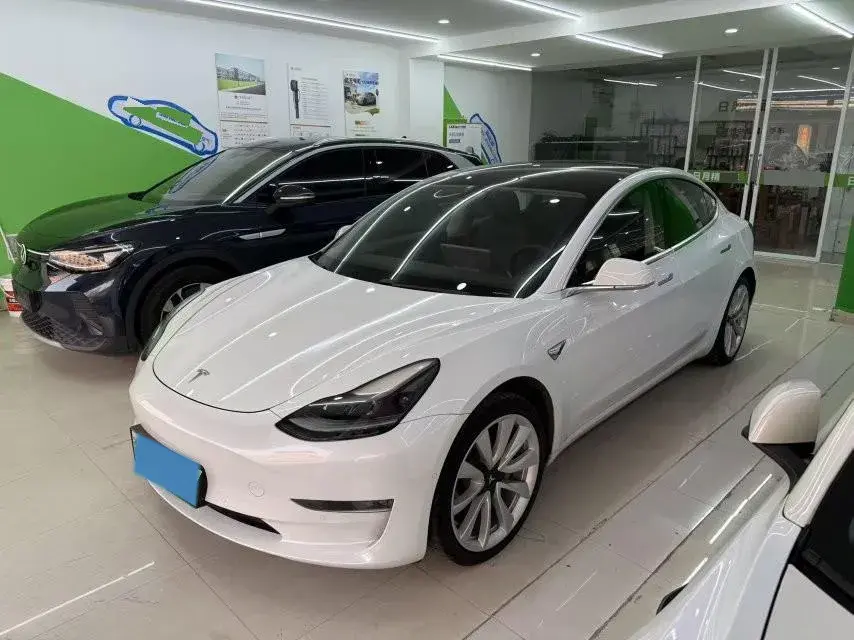 2020 Tesla Model 3 BEV 52KWH