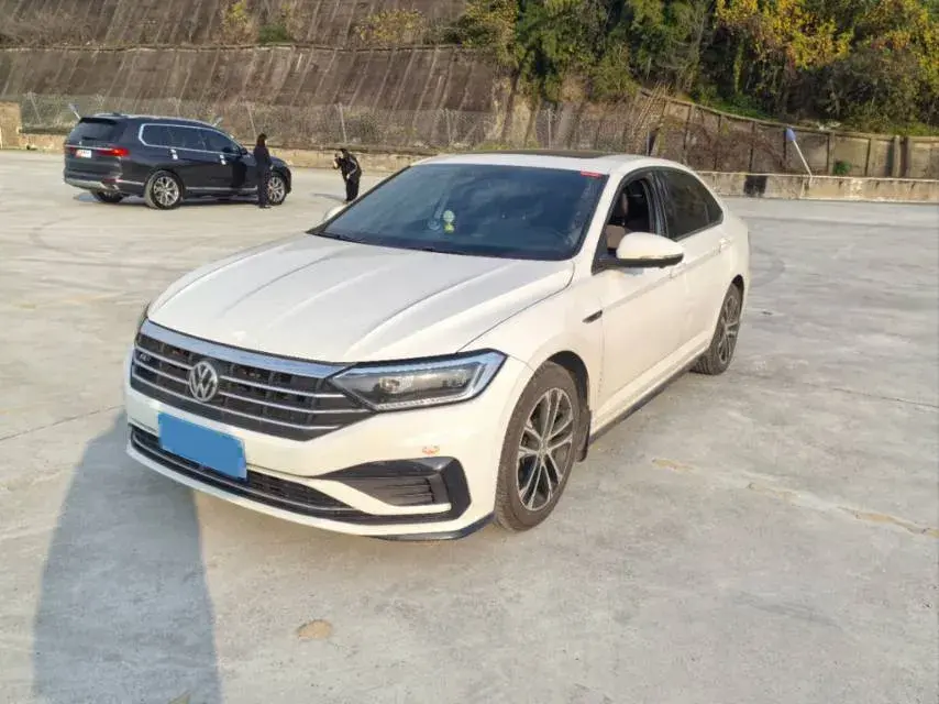 2019 Kia K5 2.0L 161HP L4 6AT