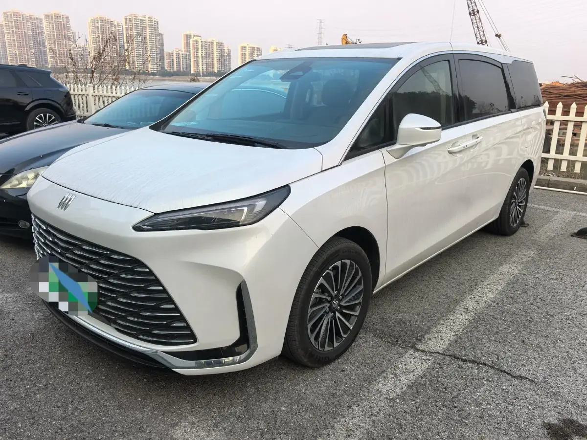 2025 Buick GL8 1.5T 180HP L4 2DHT PHEV