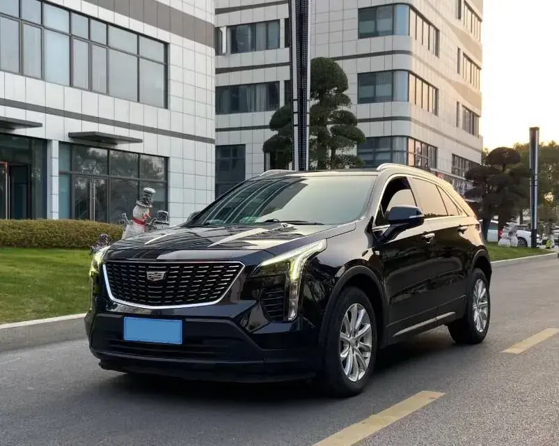 2020 Cadillac XT4 2.0T 241HP L4 9AT