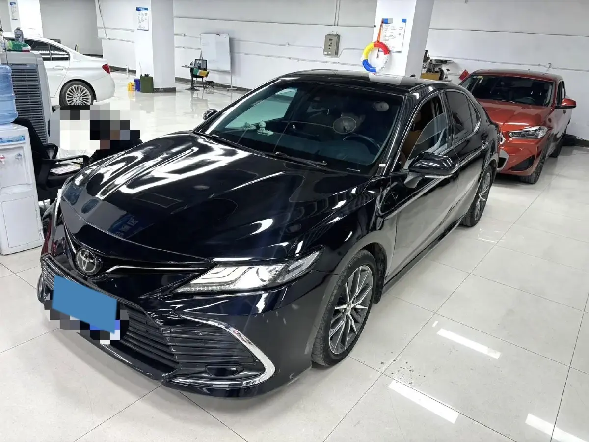 2021 Toyota Camry 2.5L 209HP L4 8AT