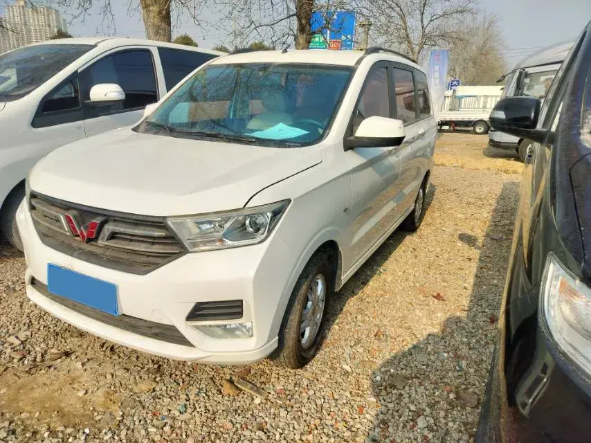 2018 WuLing HongGuang 1.5L 105HP L4 5MT