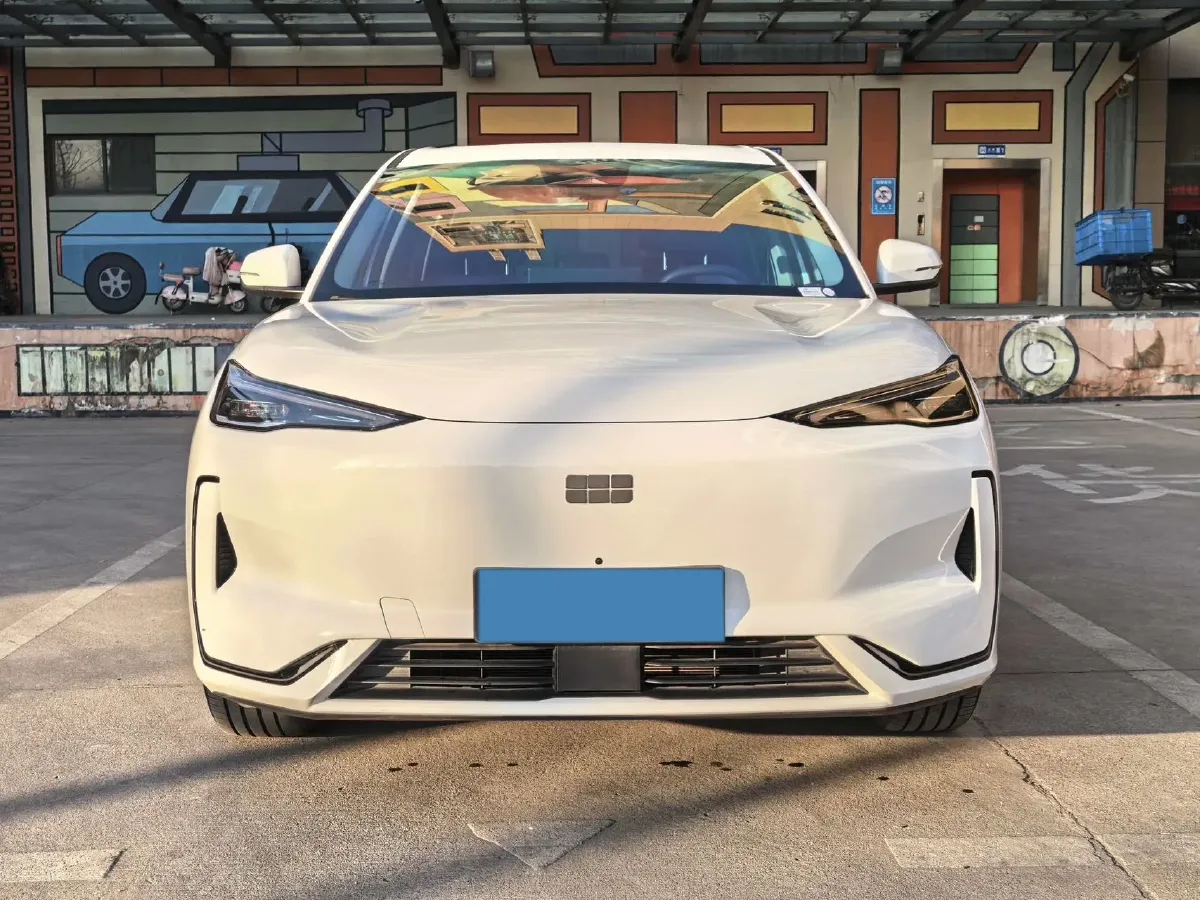 2024 Geely Emgrand L HiP 1.5T 181HP L4 3DHT PHEV 15.5KWH,autocango,china used car exporter,china ev exporter,chinese used car exporter,chinese used ev exporter