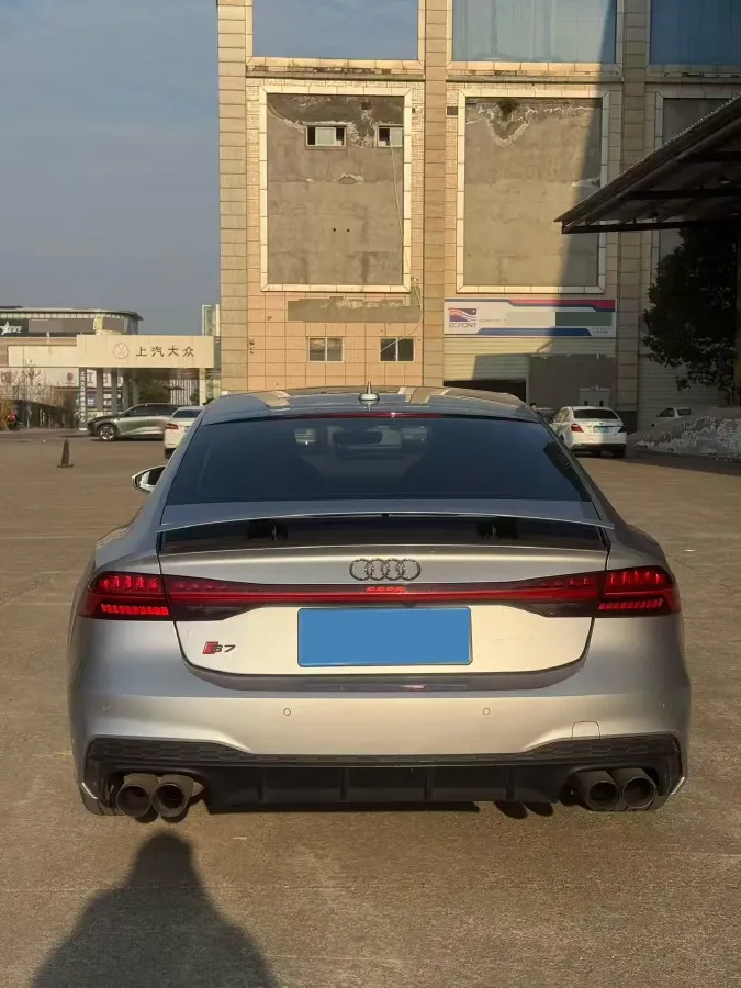 2020 Audi S7 2.9T 450HP V6 8AT,autocango,china used car exporter,china ev exporter,chinese used car exporter,chinese used ev exporter