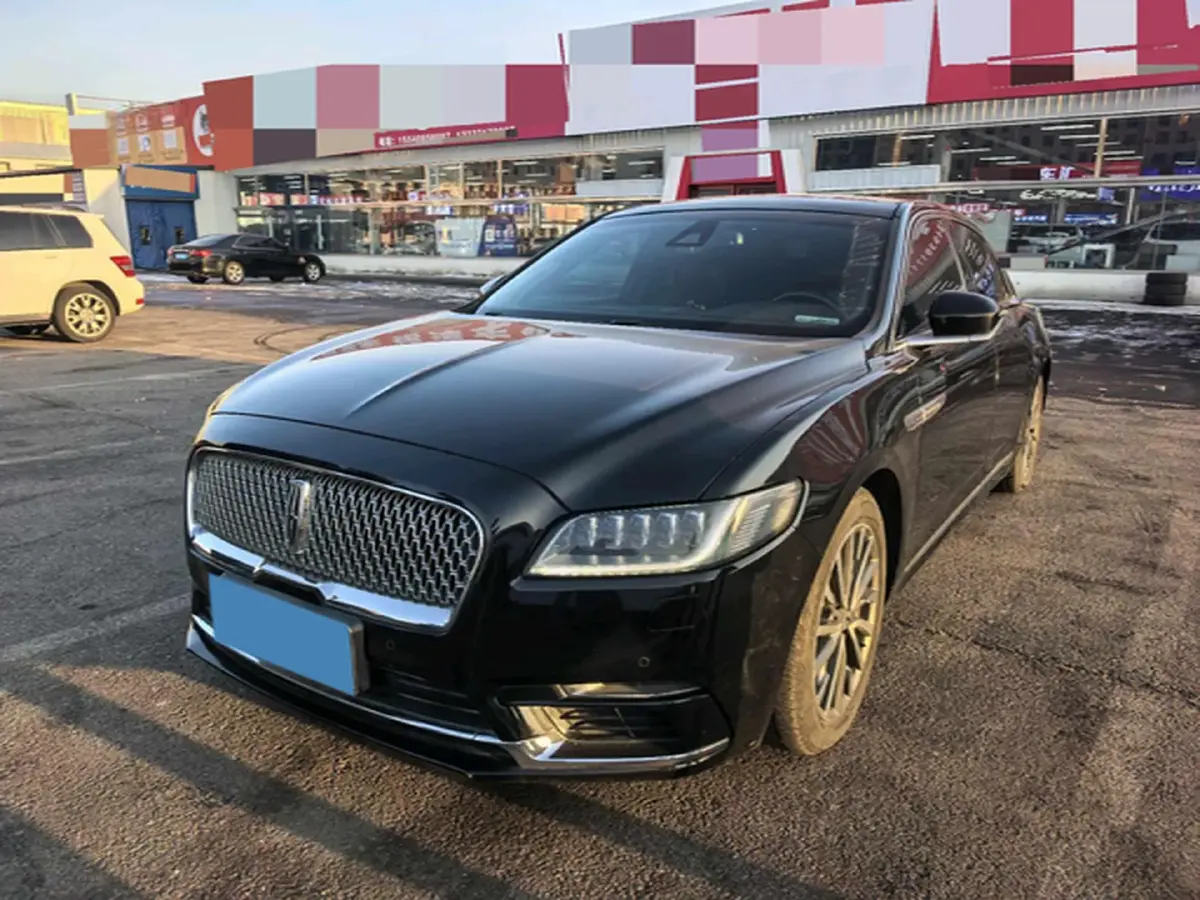 2018 Lincoln Continental 2.0T 261HP L4 6AT