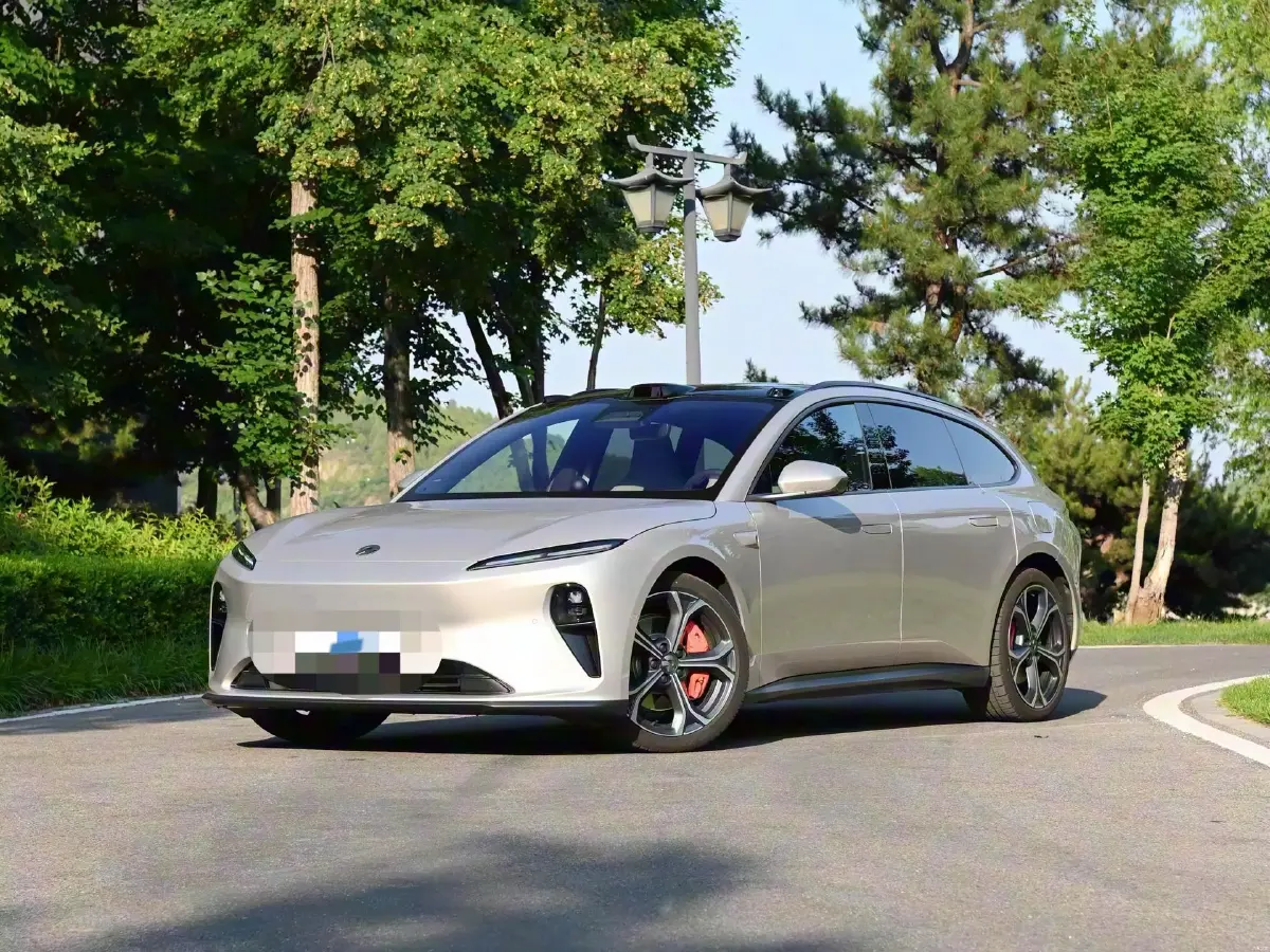 2024 NIO ET5T BEV 75KWH