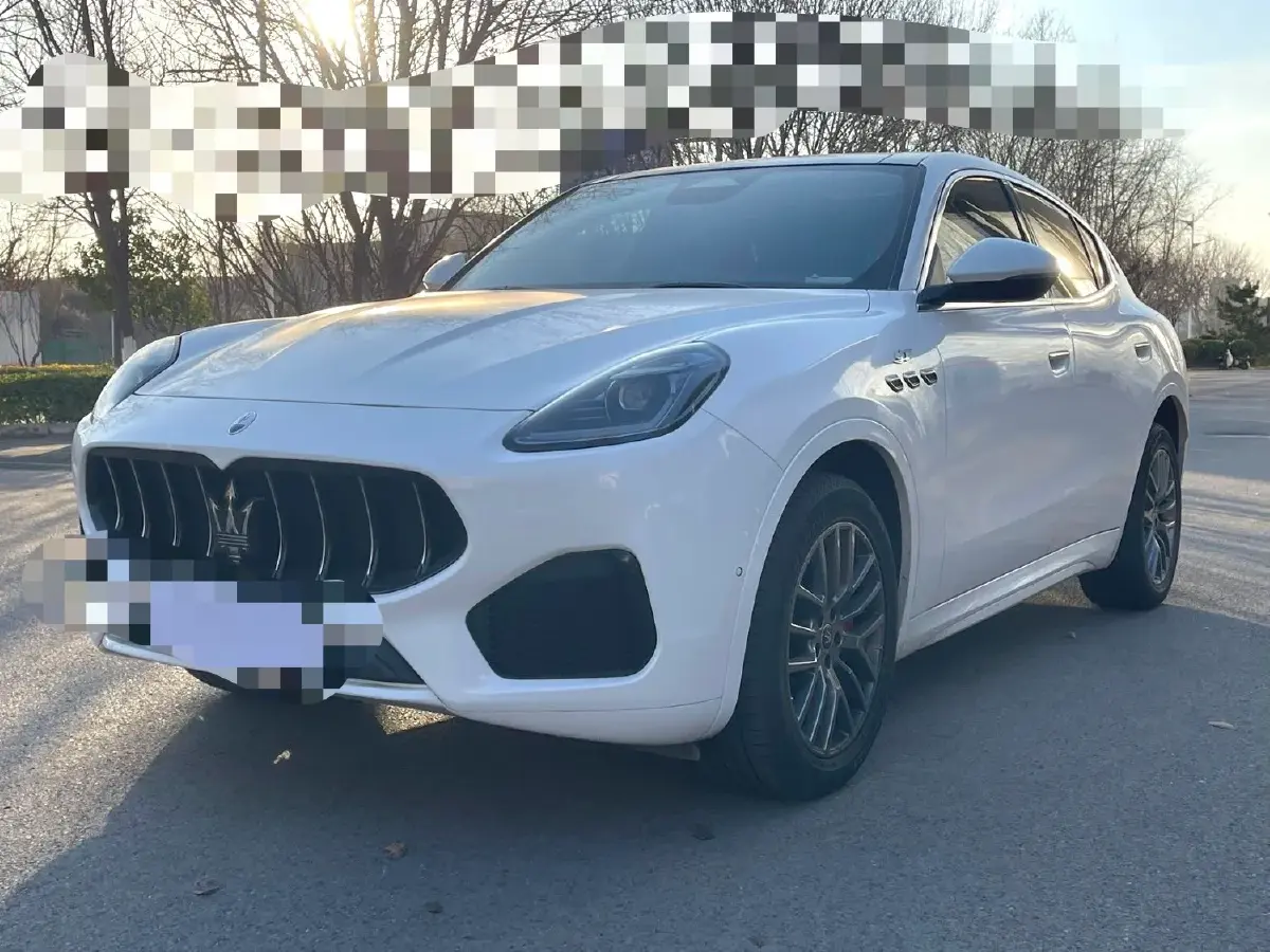 2022 Maserati Levante 2.0T 330HP L4 8AT