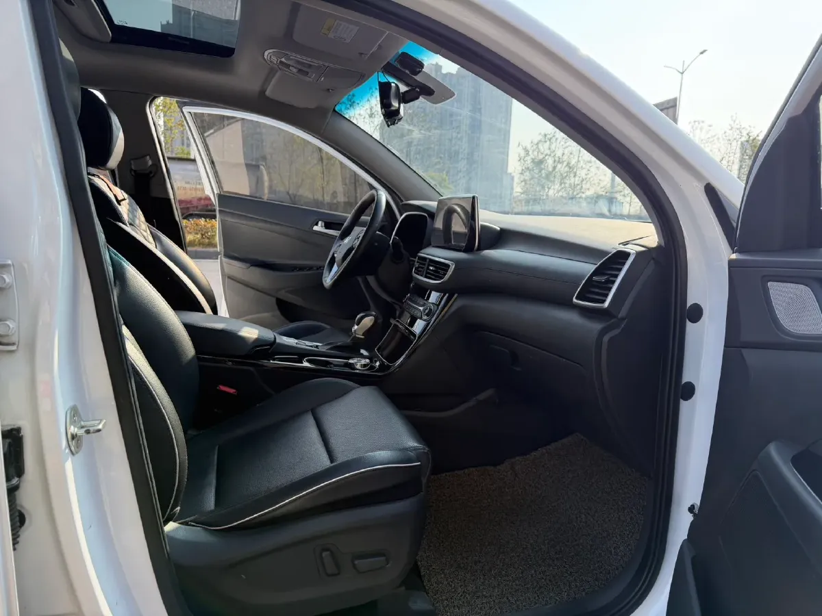 2020 Hyundai Tucson 1.6T 177HP L4 7DCT,autocango,china used car exporter,china ev exporter,chinese used car exporter,chinese used ev exporter