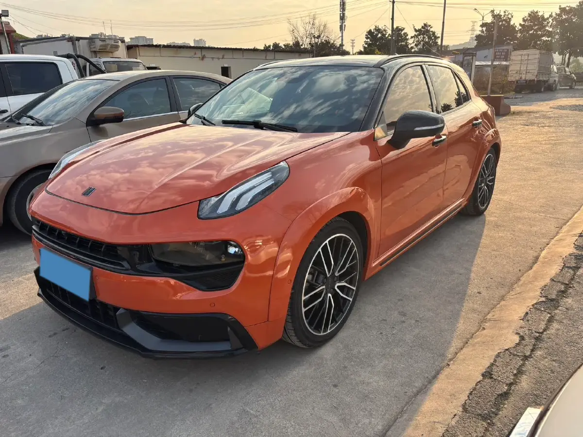 2021 LYNK&CO 02 Hatchback 2.0T 254HP L4 8AT
