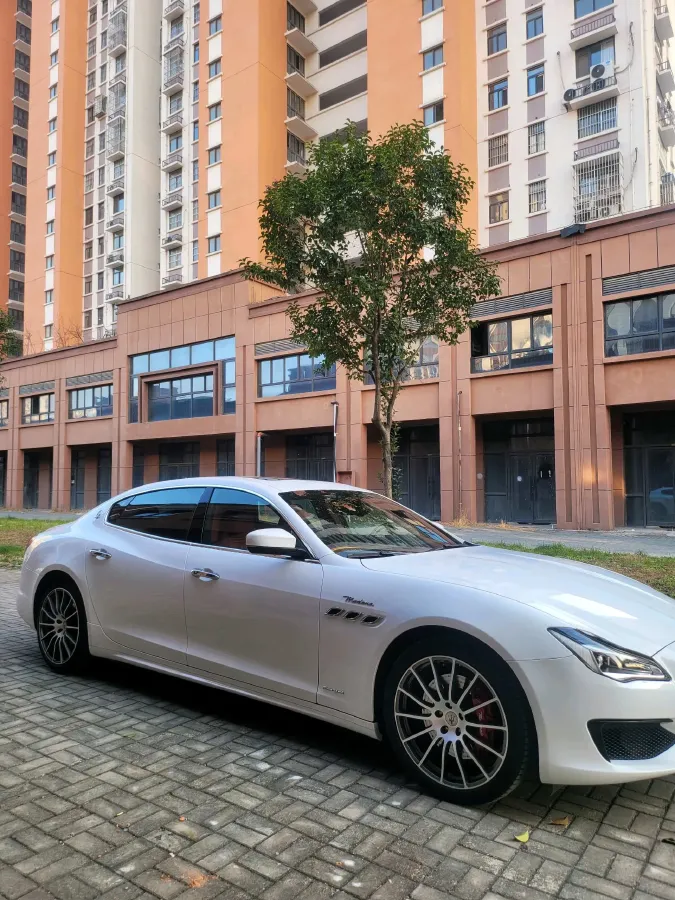 2019 Maserati Quattroporte 3.0T 350HP V6 8AT,autocango,china used car exporter,china ev exporter,chinese used car exporter,chinese used ev exporter