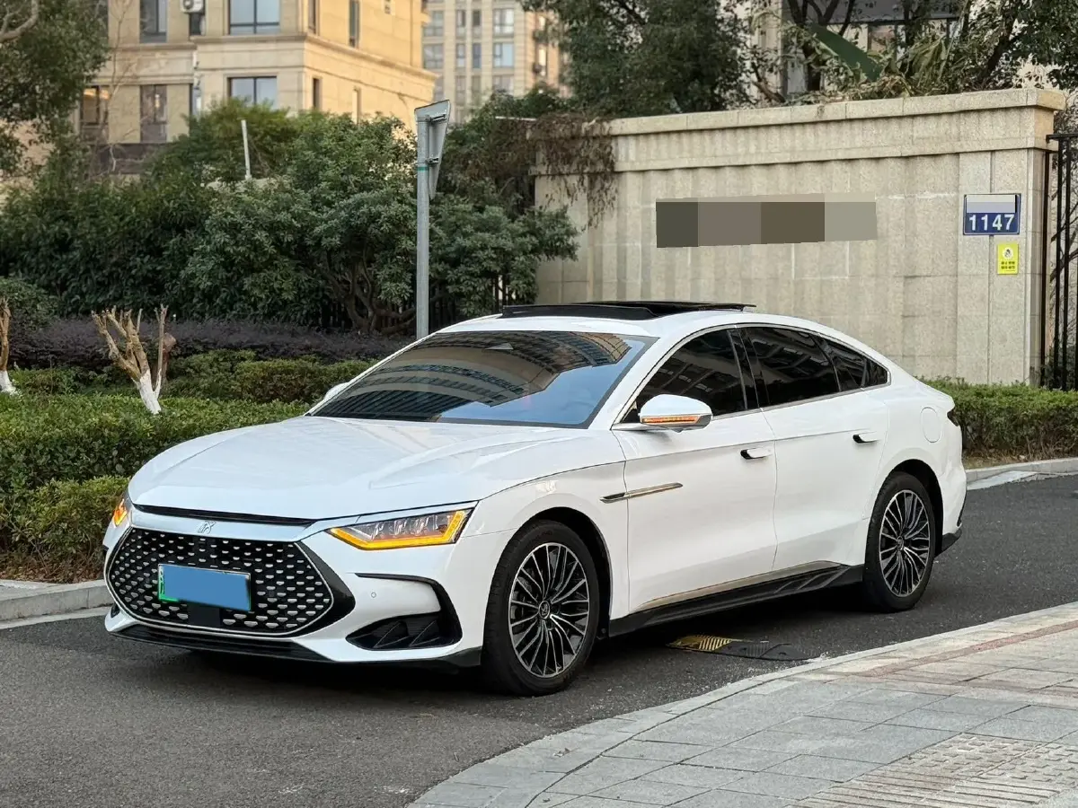 2022 Volkswagen Tiguan L 2.0T 186HP L4 7DCT