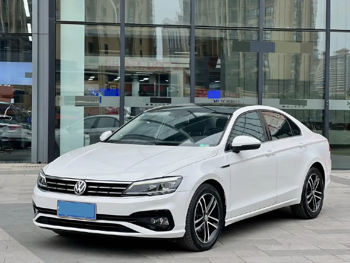 2019 Volkswagen Passat 1.4T 150HP L4 7DCT