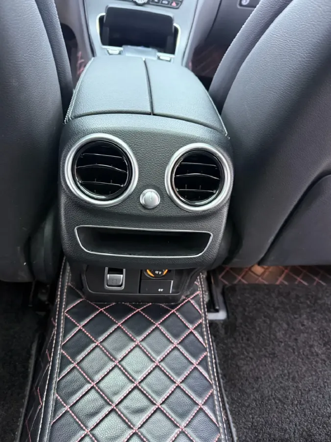 2021 Mercedes-Benz C Class 1.5T 156HP L4 9AT,autocango,china used car exporter,china ev exporter,chinese used car exporter,chinese used ev exporter