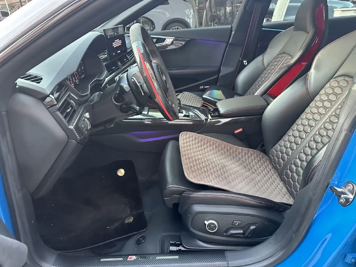 2020 Audi RS 5 2.9T 450HP V6 8AT,autocango,china used car exporter,china ev exporter,chinese used car exporter,chinese used ev exporter