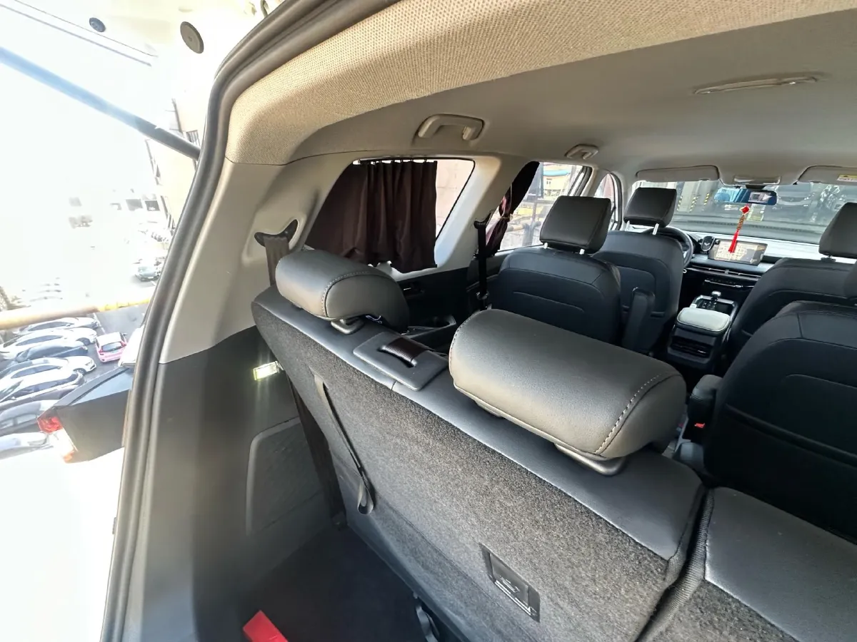 2022 WuLing JiaChen 1.5L 99HP L4 6MT,autocango,china used car exporter,china ev exporter,chinese used car exporter,chinese used ev exporter