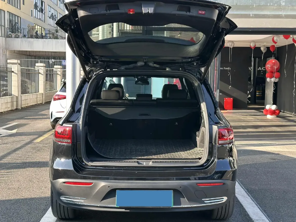 2022 Mercedes-Benz EQB Class BEV 73.5KWH,autocango,china used car exporter,china ev exporter,chinese used car exporter,chinese used ev exporter