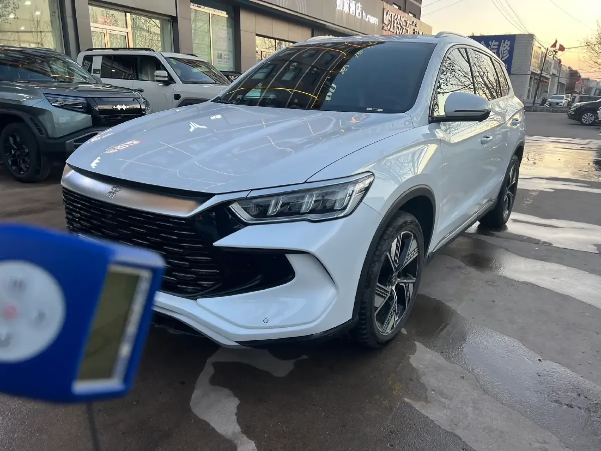 2025 BYD Song Pro 1.5L 101HP L4 E-CVT PHEV 18.3KWH