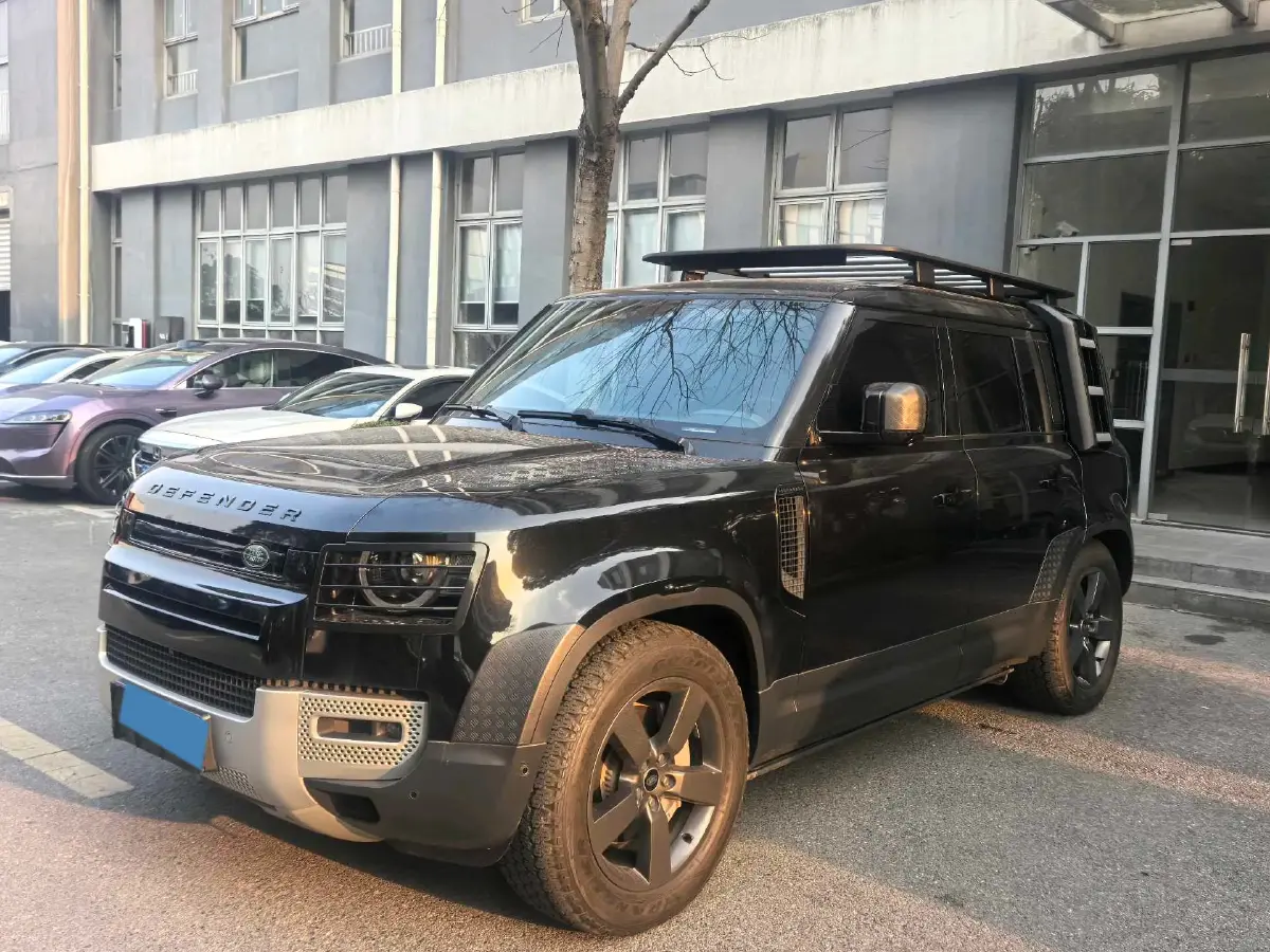 2022 Land Rover Defender 3.0T 400HP L6 8AT