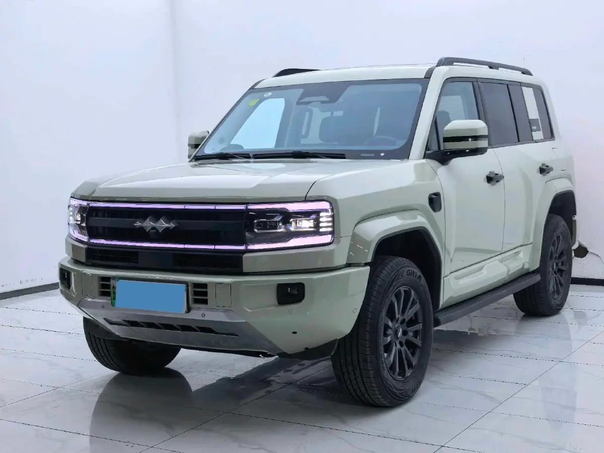 2025 FangChengBao Bao 5 1.5T 194HP L4 E-CVT PHEV 31.8KWH