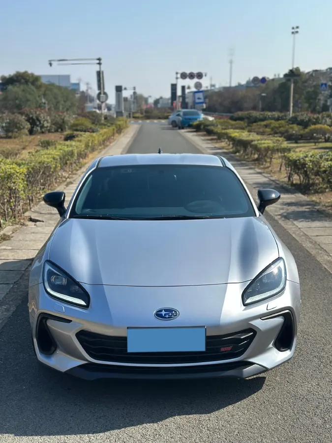 2024 Subaru Outback 2.5L 169HP H4 CVT,autocango,china used car exporter,china ev exporter,chinese used car exporter,chinese used ev exporter