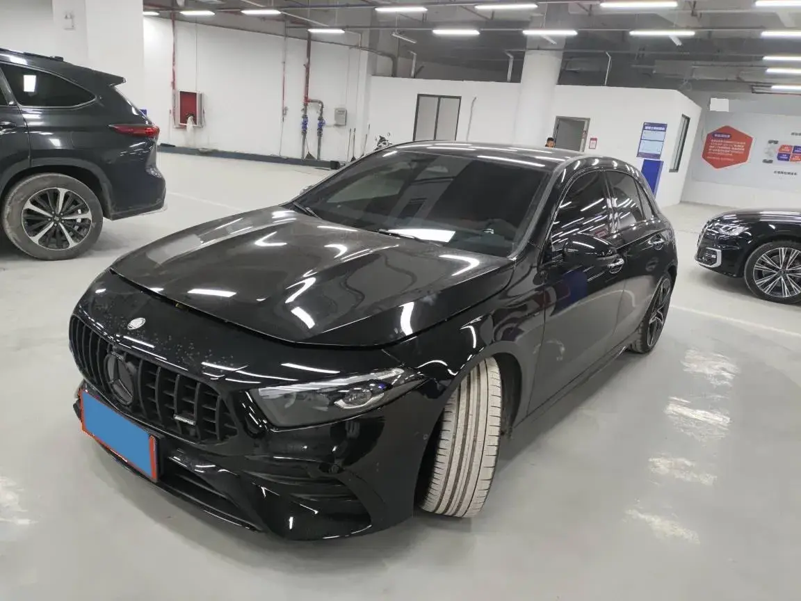 2025 Mercedes-Benz A AMG 2.0T 306HP L4 8DCT