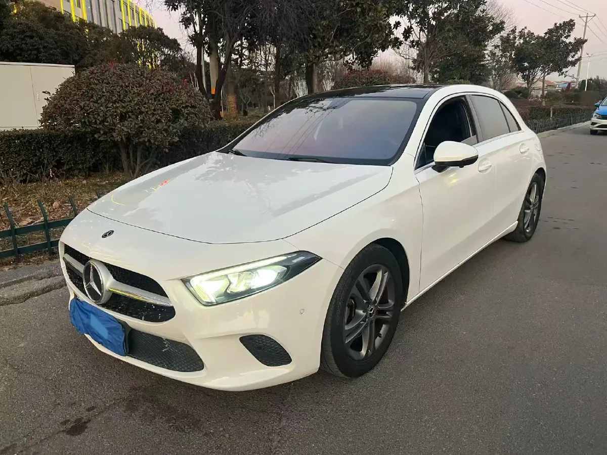 2019 Mercedes-Benz A Class 1.3T 163HP L4 7DCT,autocango,china used car exporter,china ev exporter,chinese used car exporter,chinese used ev exporter