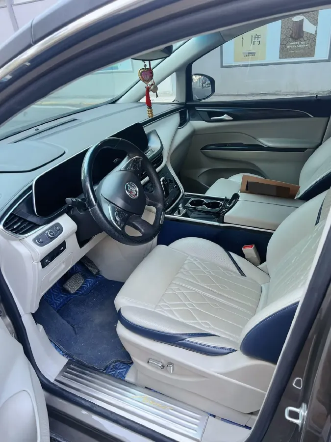 2020 Buick GL8 2.0T 237HP L4 9AT,autocango,china used car exporter,china ev exporter,chinese used car exporter,chinese used ev exporter