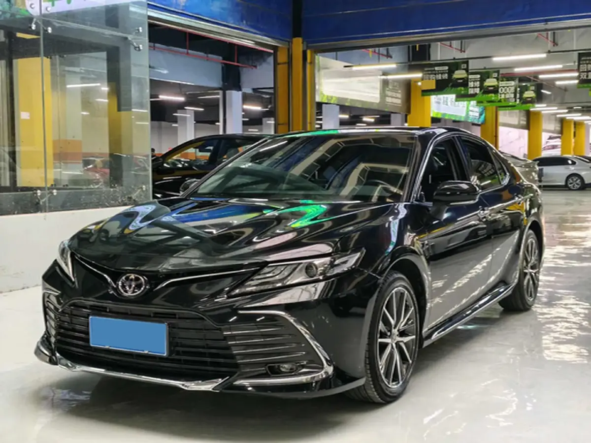 2023 Toyota Camry 2.5L 207HP L4 8AT