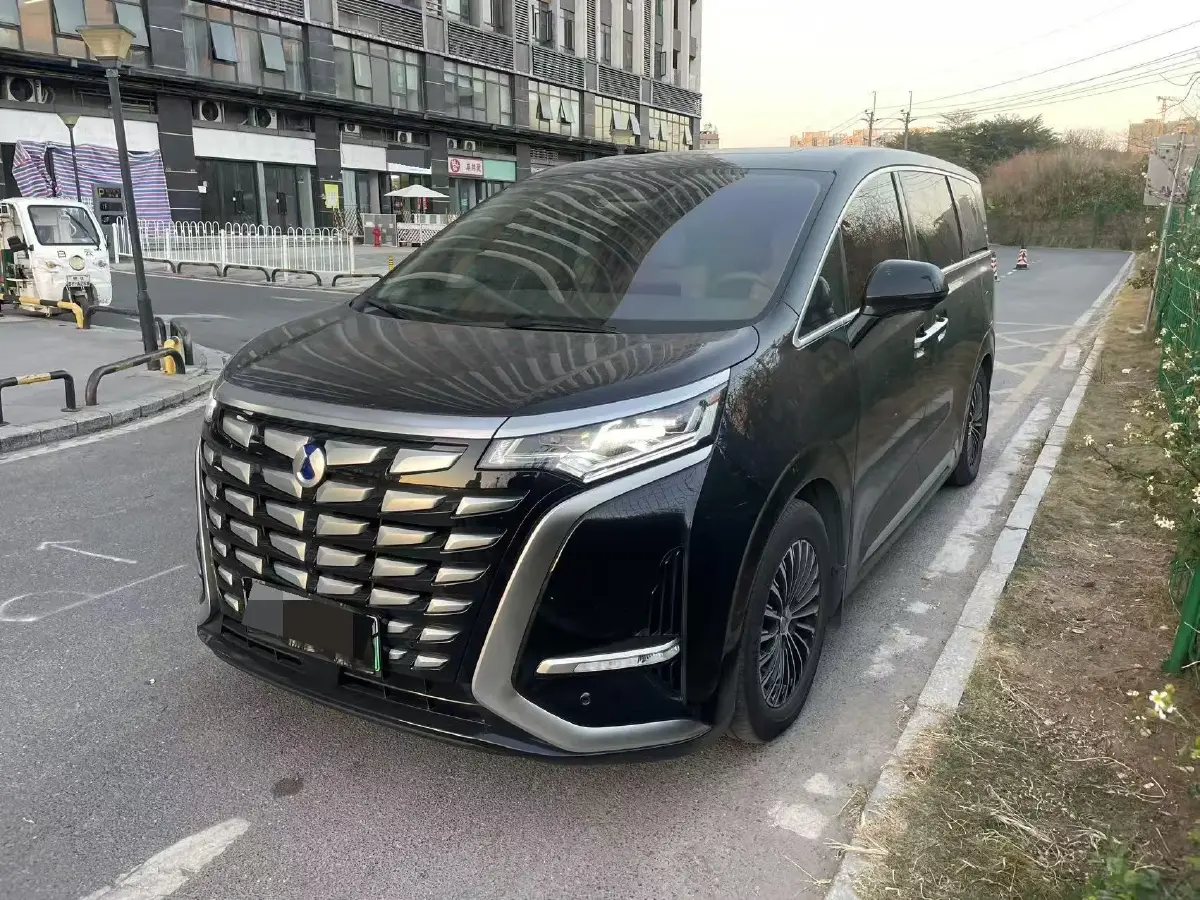 2022 HongQi HS7 3.0T 337HP V6 8AT