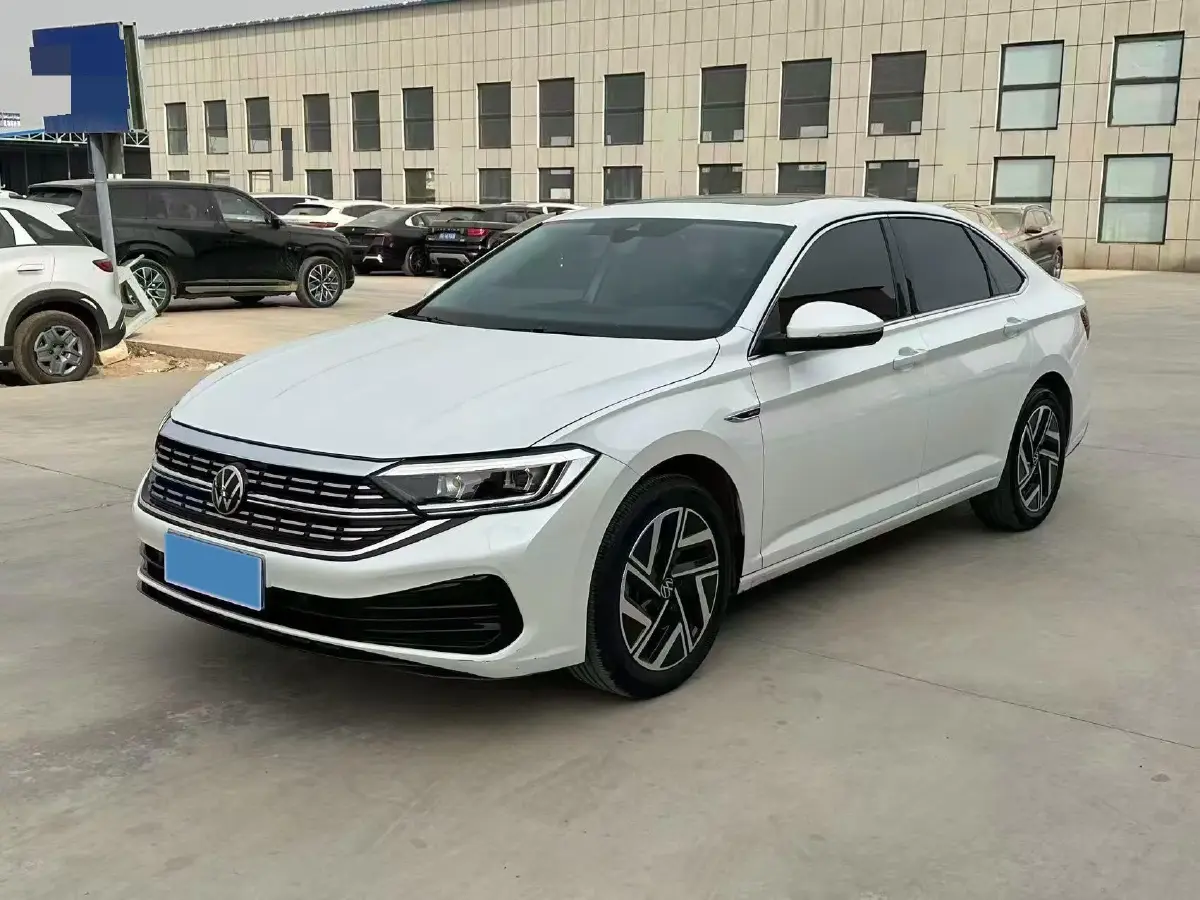 2023 Volkswagen Sagitar 1.4T 150HP L4 7DCT