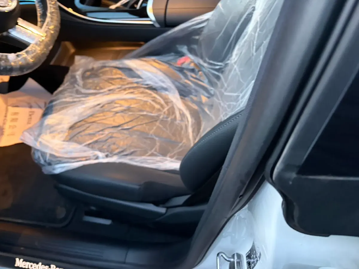 2025 Mercedes-Benz EQE Class BEV 96.1KWH,autocango,china used car exporter,china ev exporter,chinese used car exporter,chinese used ev exporter