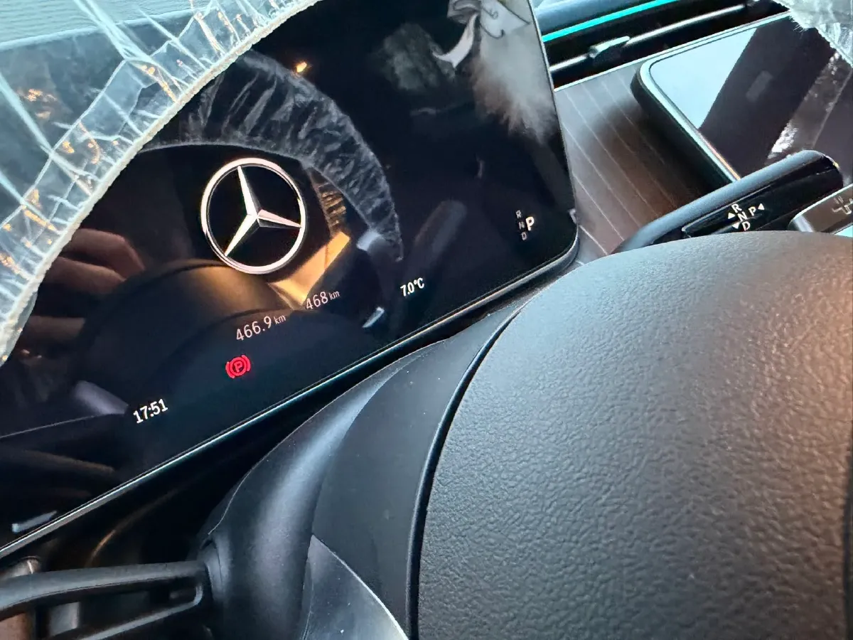 2025 Mercedes-Benz EQE Class BEV 96.1KWH,autocango,china used car exporter,china ev exporter,chinese used car exporter,chinese used ev exporter