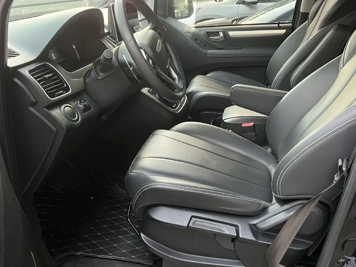 2023 MAXUS G20 2.0T 261HP L4 8AT,autocango,china used car exporter,china ev exporter,chinese used car exporter,chinese used ev exporter