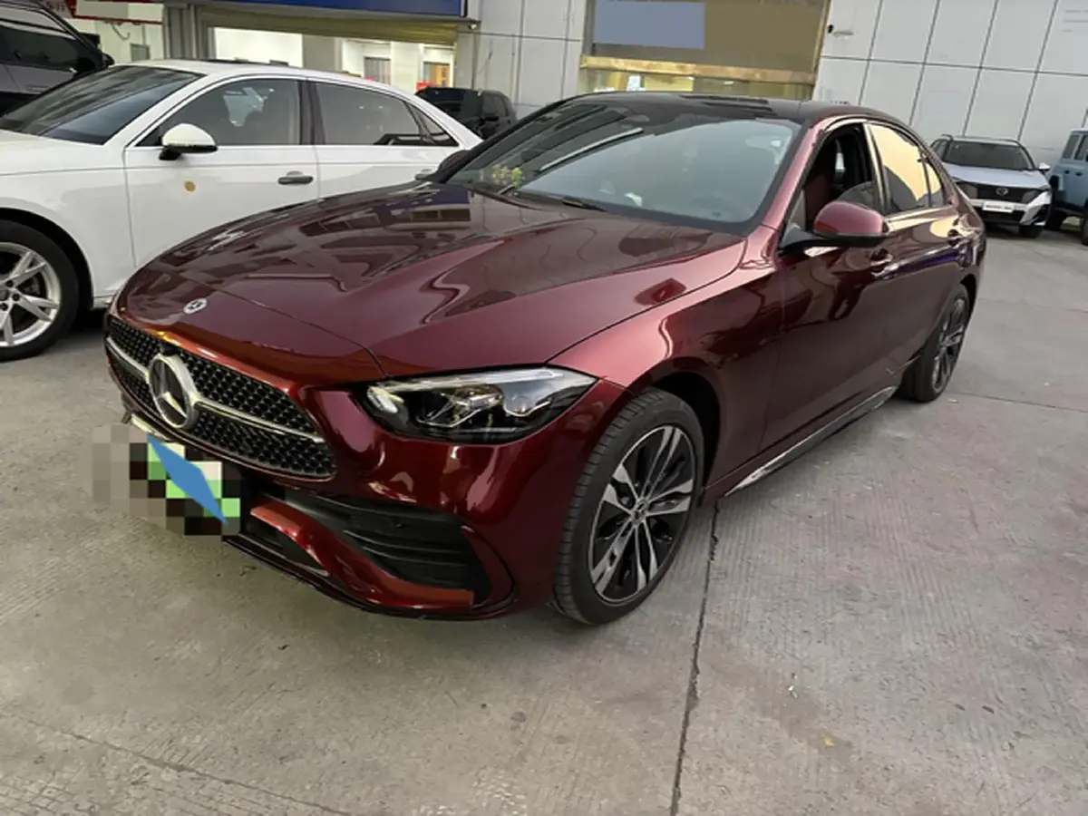 2025 Mercedes-Benz C Class 2.0T 204HP L4 9AT PHEV 25.4KWH