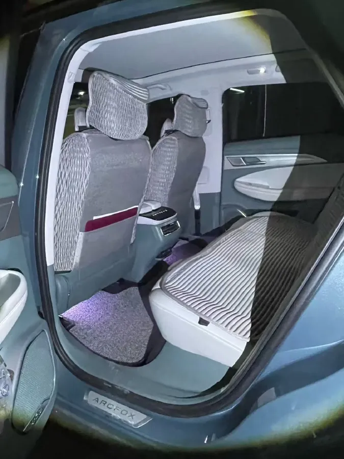 2022 ARCFOX αT BEV 94.5KWH,autocango,china used car exporter,china ev exporter,chinese used car exporter,chinese used ev exporter