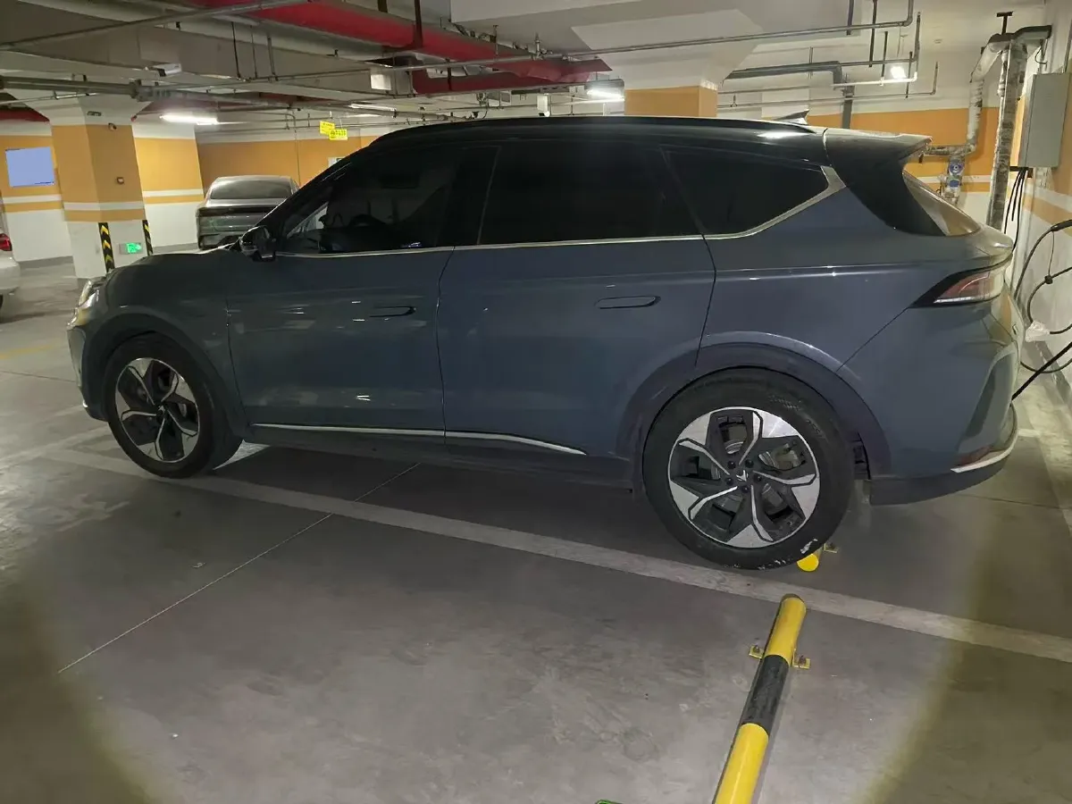 2022 ARCFOX αT BEV 94.5KWH,autocango,china used car exporter,china ev exporter,chinese used car exporter,chinese used ev exporter